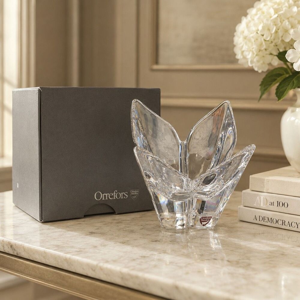 Orrefors Sweden Crystal Bowl – 4 Point Tulip Design, 4” Tall with Box Pre Owned